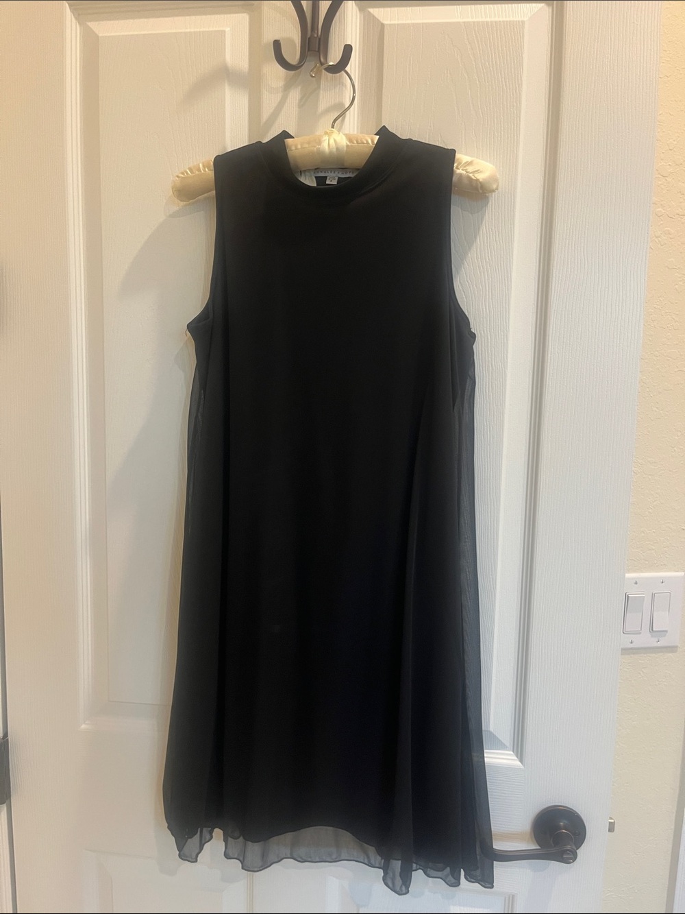 Annalee + Hope Black Sleeveless Mini Dress